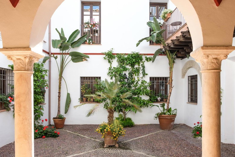 Apartamentos Los Patios de la Judería, Córdoba, Spain