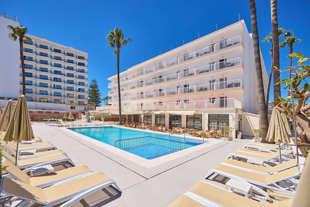 Universal Hotel Bikini, Spain