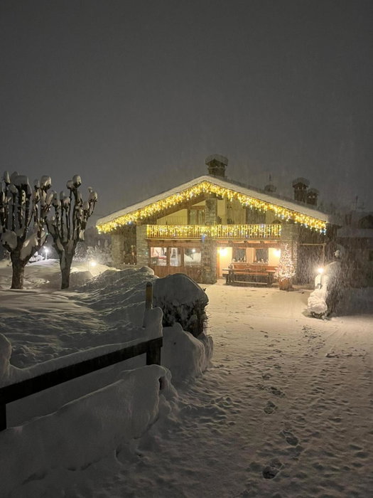 Hotel Lo Campagnar, Courmayeur, Italy