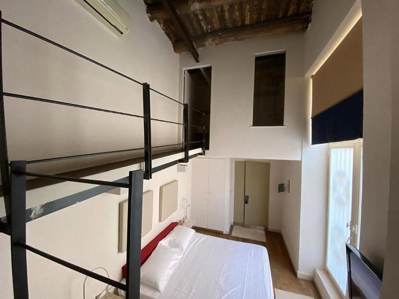 Micalò Art Rooms, Naples, Italy