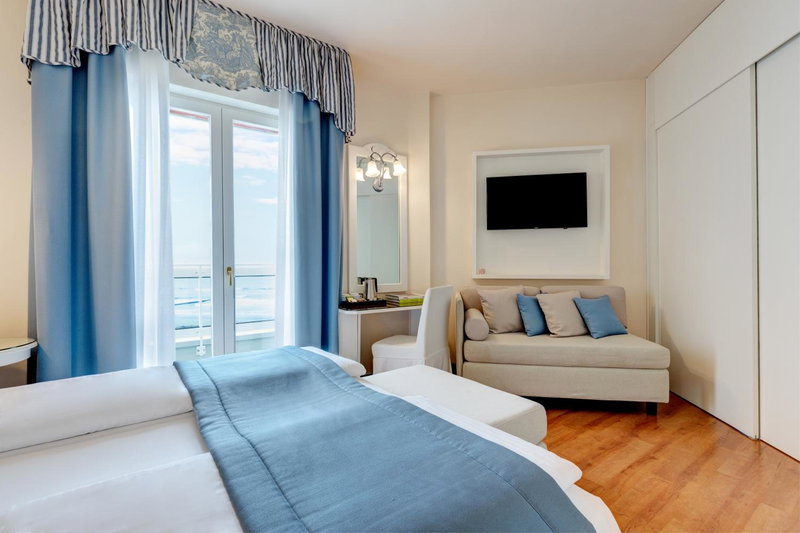 Hotel Cavalieri Palace & Suites, Lido di Jesolo, Italy