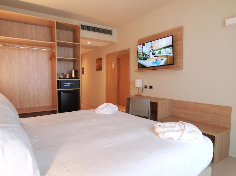 Tower Hotel Malpensa, Busto Arsizio, Italy