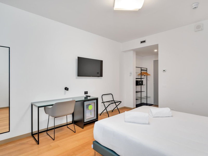 B&B HOTEL Alba, Alba, Italy
