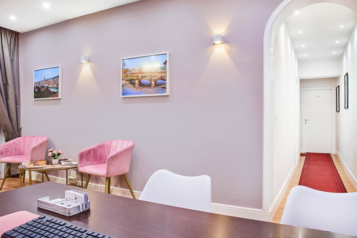 Firenze Rooms Cathedral B&B, Italy
