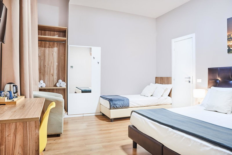 Firenze Rooms Cathedral B&B, Florence, Italy