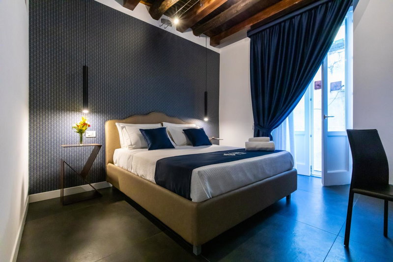 Santa Chiara Inn, Naples, Italy