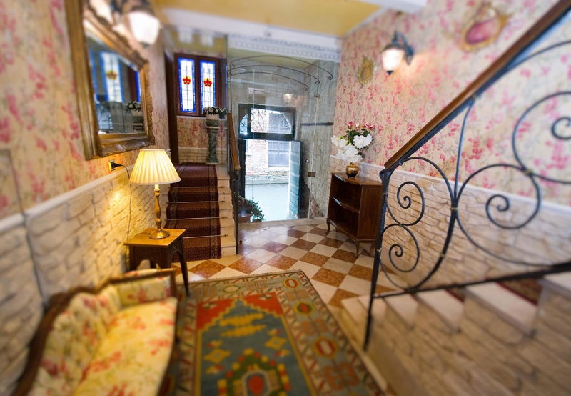 Locanda Antico Fiore, Venice, Italy