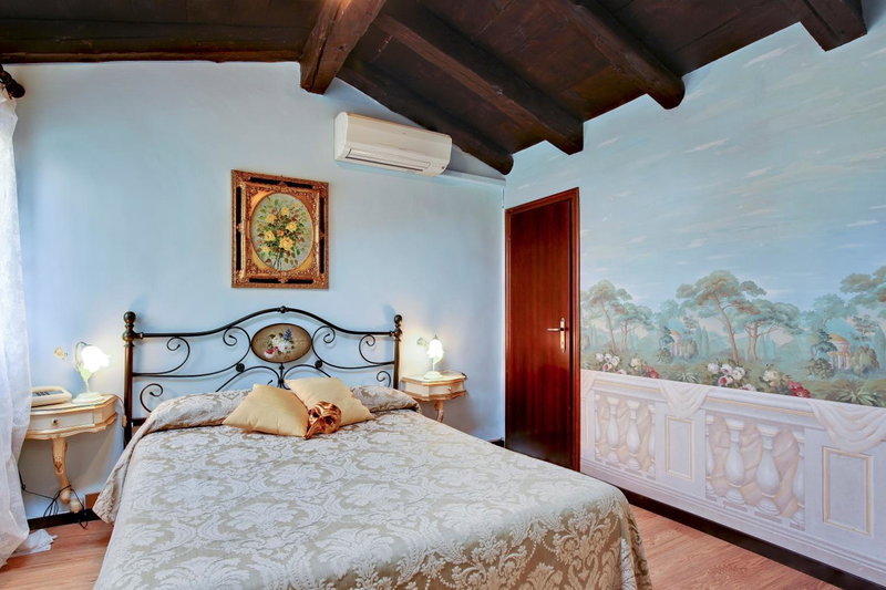 Locanda Antico Fiore, Venice, Italy