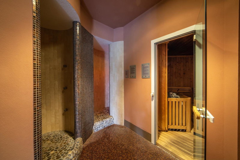 Relais Villa D'Amelia, Benevello, Italy