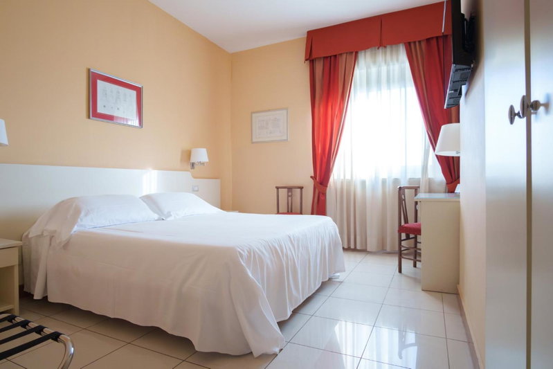 Barion Hotel & Congressi, Torre a Mare, Italy