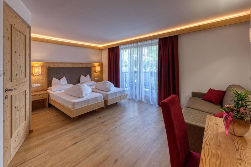 Hotel Rose, Villabassa, Italy