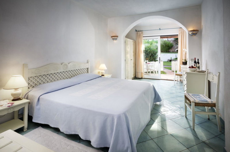 Club Hotel Baja Sardinia, Baja Sardinia, Italy