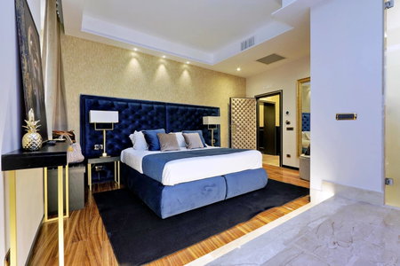 Spanish Diamond Luxury Suites & Jacuzzi, Rome, Italy