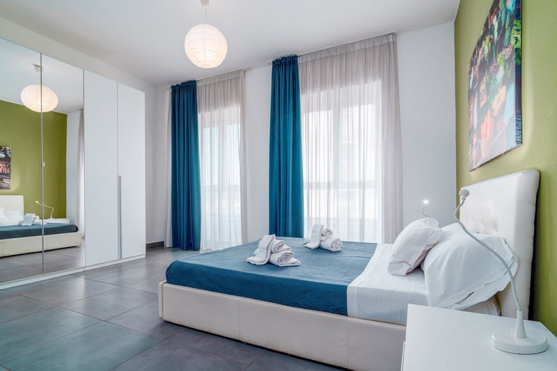 Residence Palazzo dei Delfini by RECEPTIO, Catania, Italy