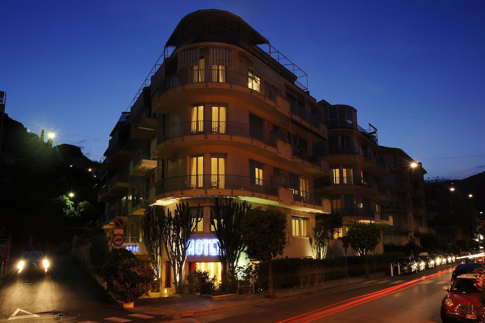 LVG Hotel Collection - Majestic, Italy