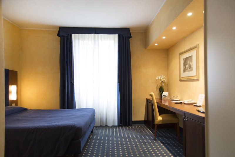 Hotel Villa Maria, Desenzano del Garda, Italy