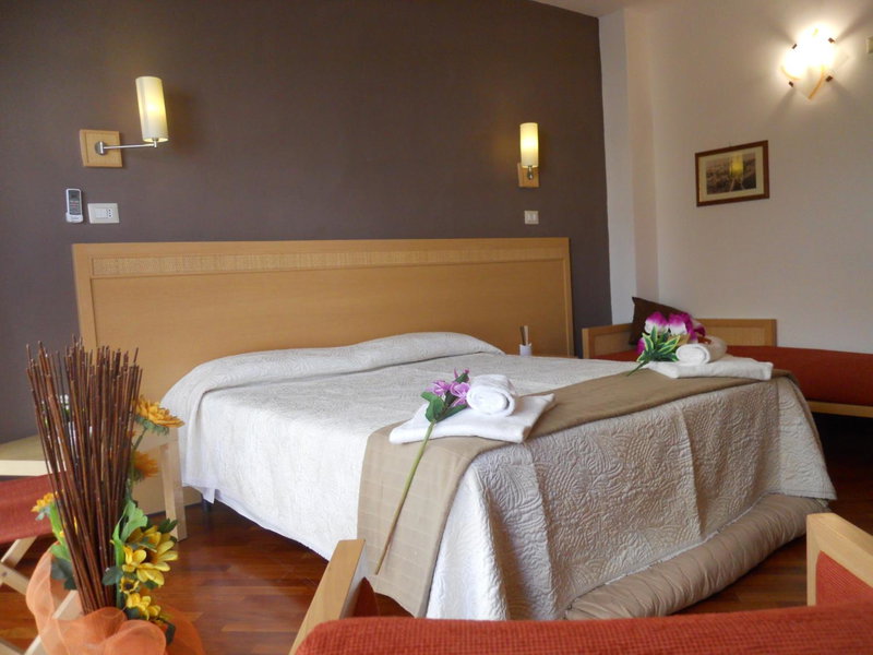 Catania Crossing B&B - Rooms & Comforts, Catania, Italy