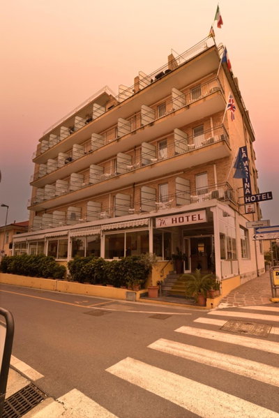 Hotel Ristorante La Marina Mhotelsgroup, San Bartolomeo al Mare, Italy