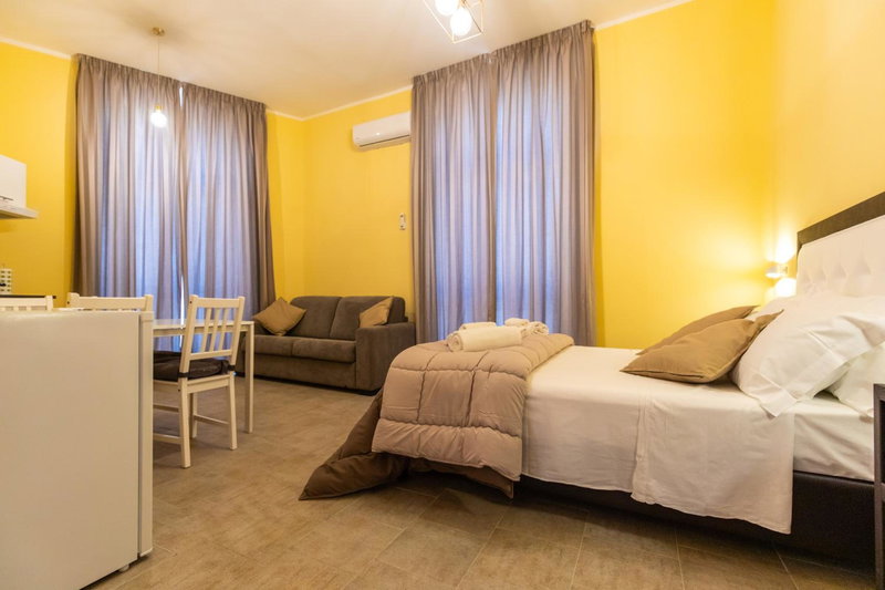B&B Trianon, Naples, Italy
