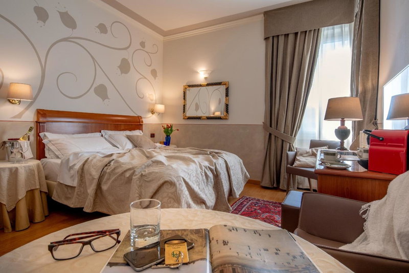 Hotel Ambasciatori, Brescia, Italy