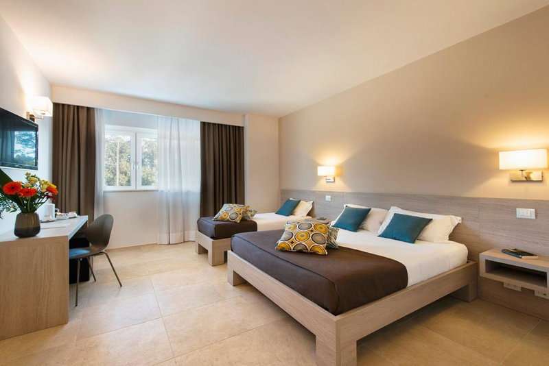 Hotel Dimorae Rooms and Suites - Apartments, Civitanova Marche, Italy