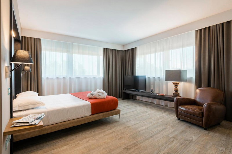 Hotel Dimorae Rooms and Suites - Apartments, Civitanova Marche, Italy