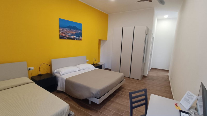Terminal 1 Guest House, Naples, Italy