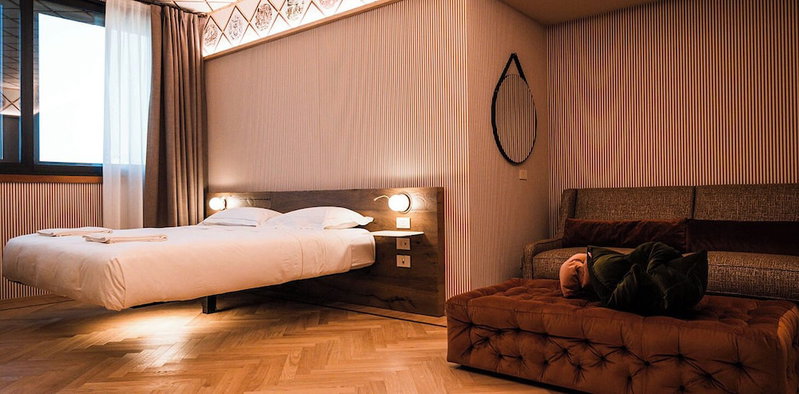 QC room Milano Porta Romana, Milan, Italy