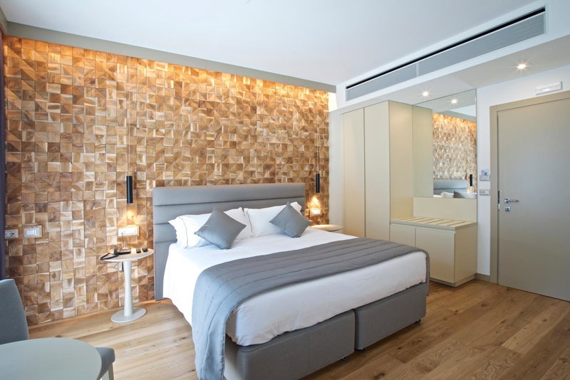 Lifestyle Room Binario Zero, Tirano, Italy