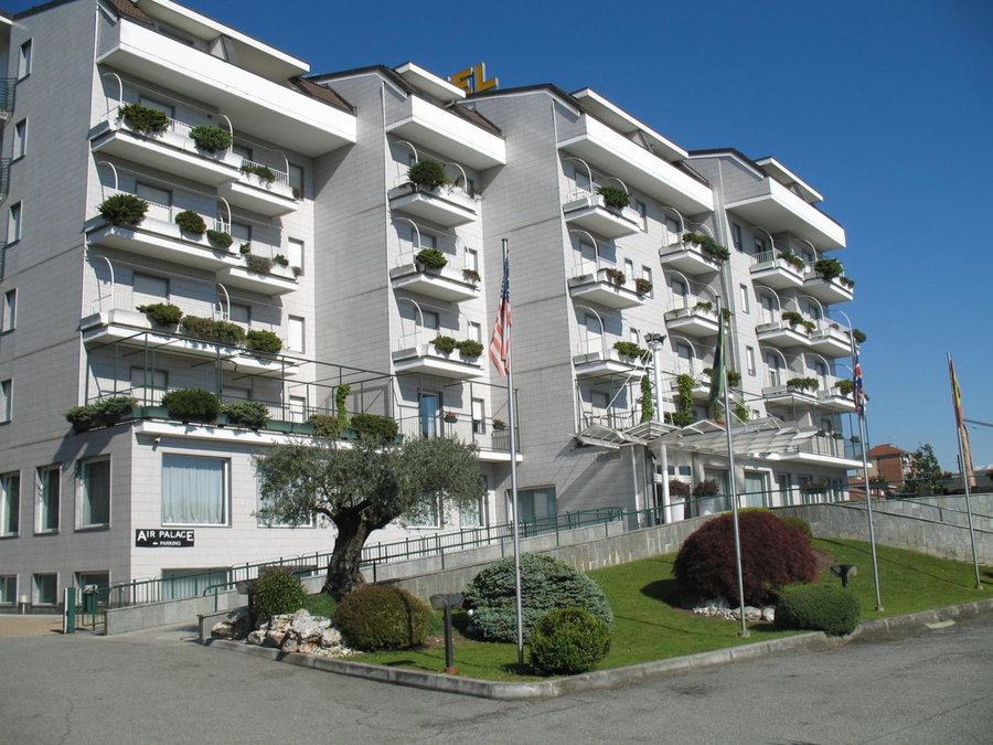 Air Palace Hotel, Leinì, Italy