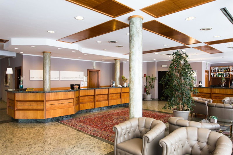 Air Palace Hotel, Leinì, Italy