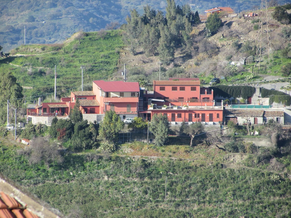 Hotel · Il Casale di Caterina, Taormina