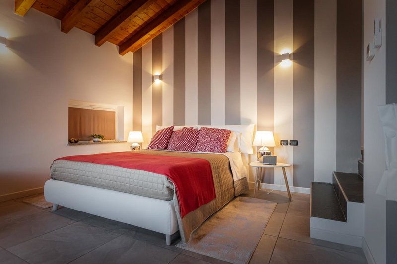 Casa Ananda, Ferno, Italy