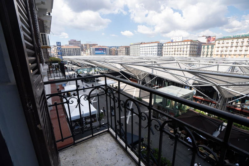 New Gallery, Naples, Italy