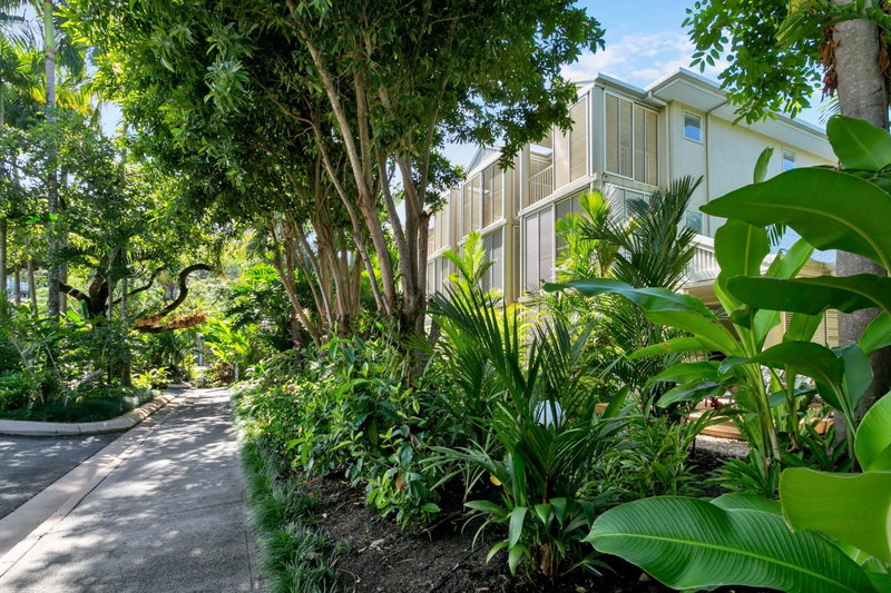 Port Douglas Apartments - Adults Only Oasis, Port Douglas, Australia