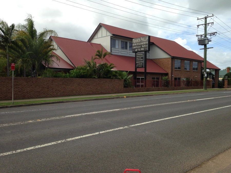 Francis Phillip Motor Inn and The Lodge, Singleton, Australia