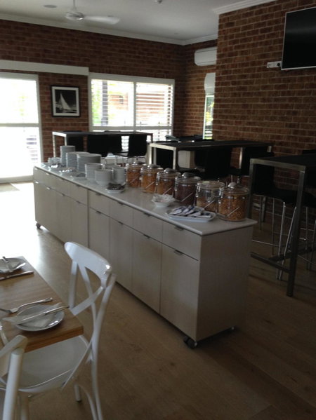 Francis Phillip Motor Inn and The Lodge, Singleton, Australia