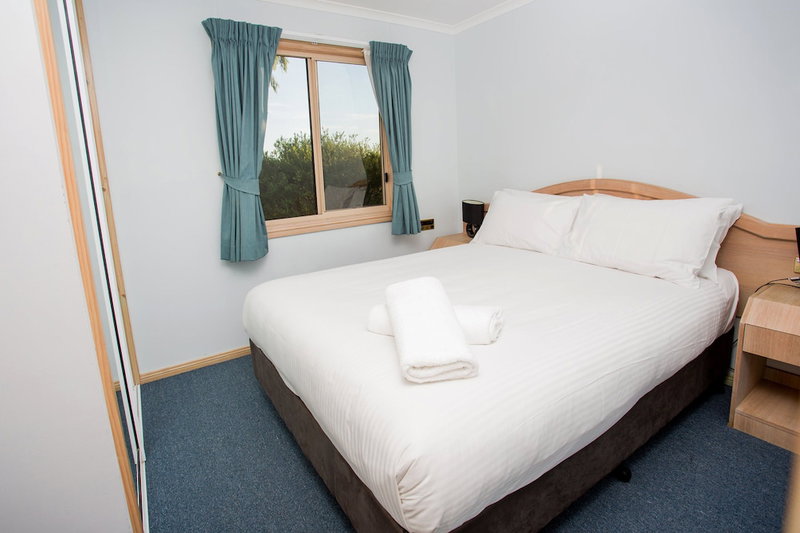 BIG4 Batemans Bay At Easts Riverside Holiday Park, North Batemans Bay, Australia
