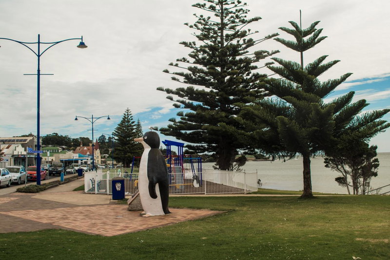 Madsen Retreat, Penguin, Australia