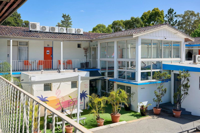 Baileys Parkside Motel by VetroBlu, Perth, Australia