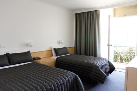 Mid City Motor Inn Queanbeyan, Queanbeyan, Australia