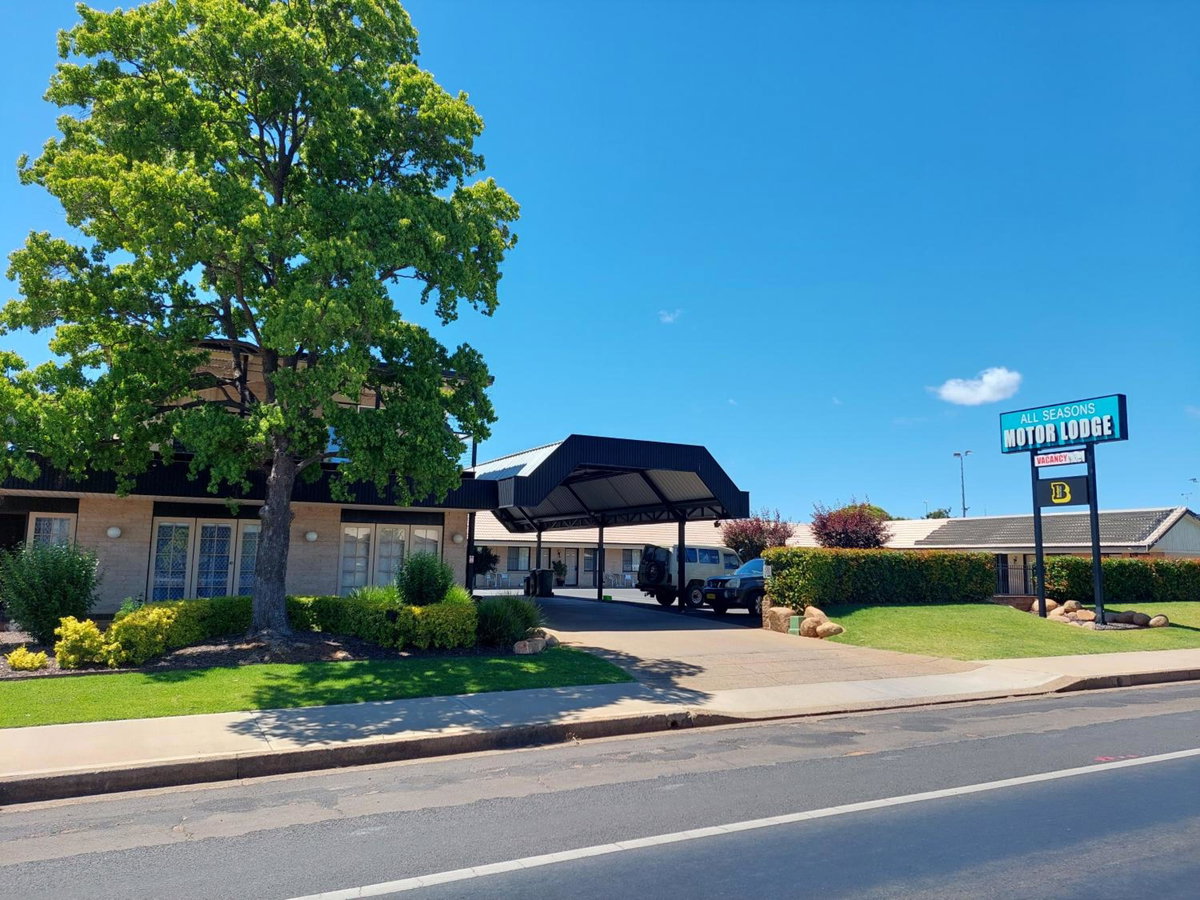 All Seasons Motor Lodge, Australia