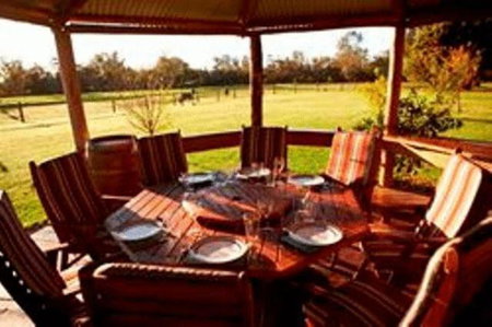 Lazy River Boutique Bed & Breakfast, Pinjarra, Australia