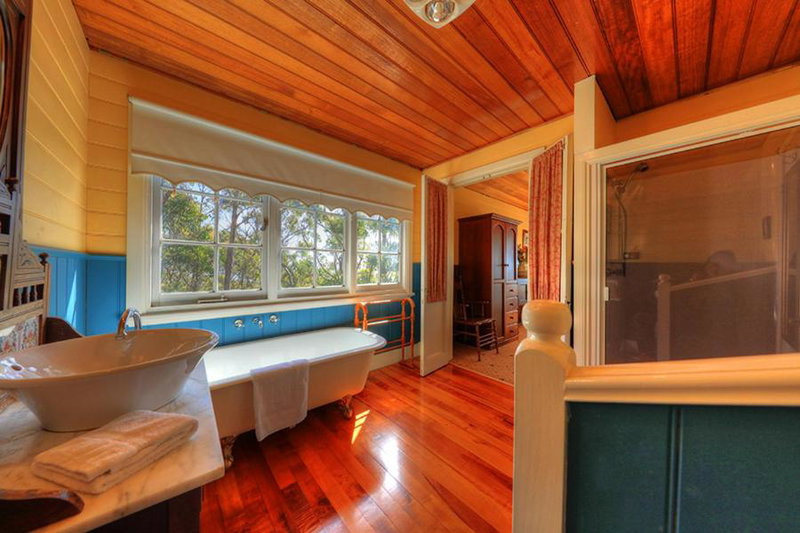 Island View Spa Cottage, Smithton, Australia