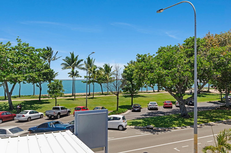 Strand Motel, Townsville, Australia