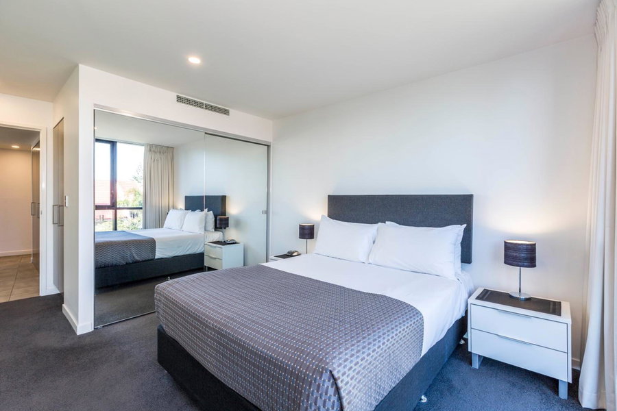 Artique Surfers Paradise - Official, Gold Coast, Australia