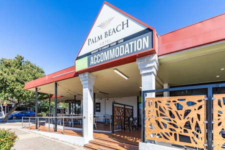 Palm Beach Hotel, Gold Coast, Australia