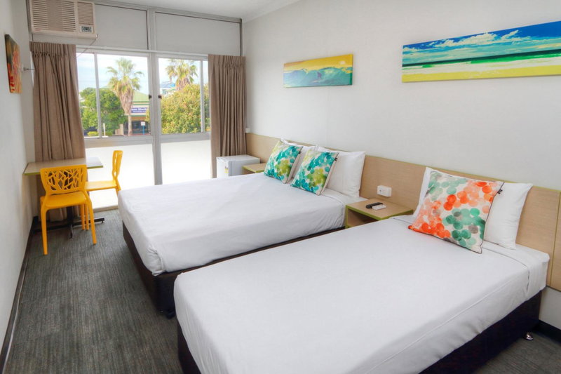 Palm Beach Hotel, Gold Coast, Australia