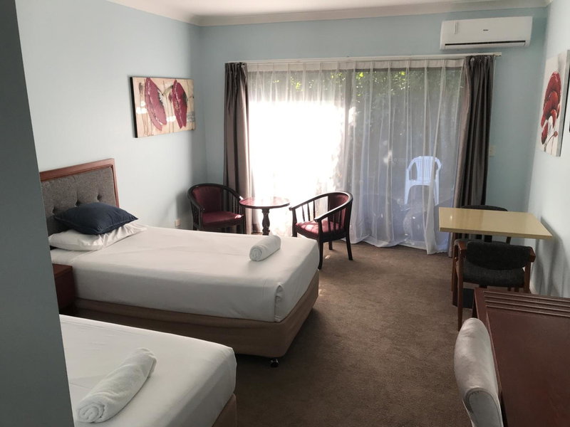 Springwood Motor Inn, Springwood, Australia