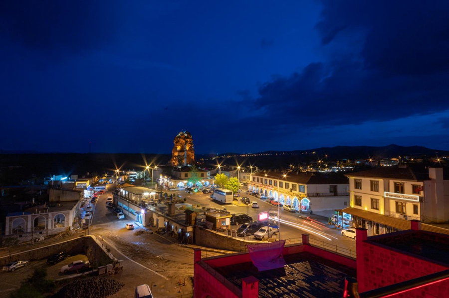 hotels crazy horse, Ortahisar, Turkey